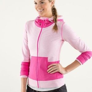 Lululemon Voyage hoodie with hair tie. Size 6.